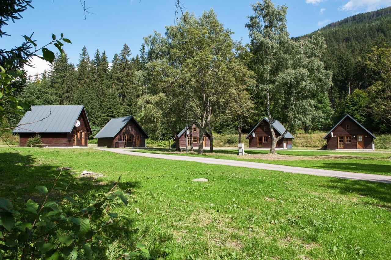 Chalets & Apartments - Base Camp Medvedin Špindlerŭv Mlýn 外观 照片